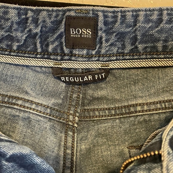 Boss Hugo Boss {36x32} 'Regular Fit' Blue Jeans - Picture 6 of 11